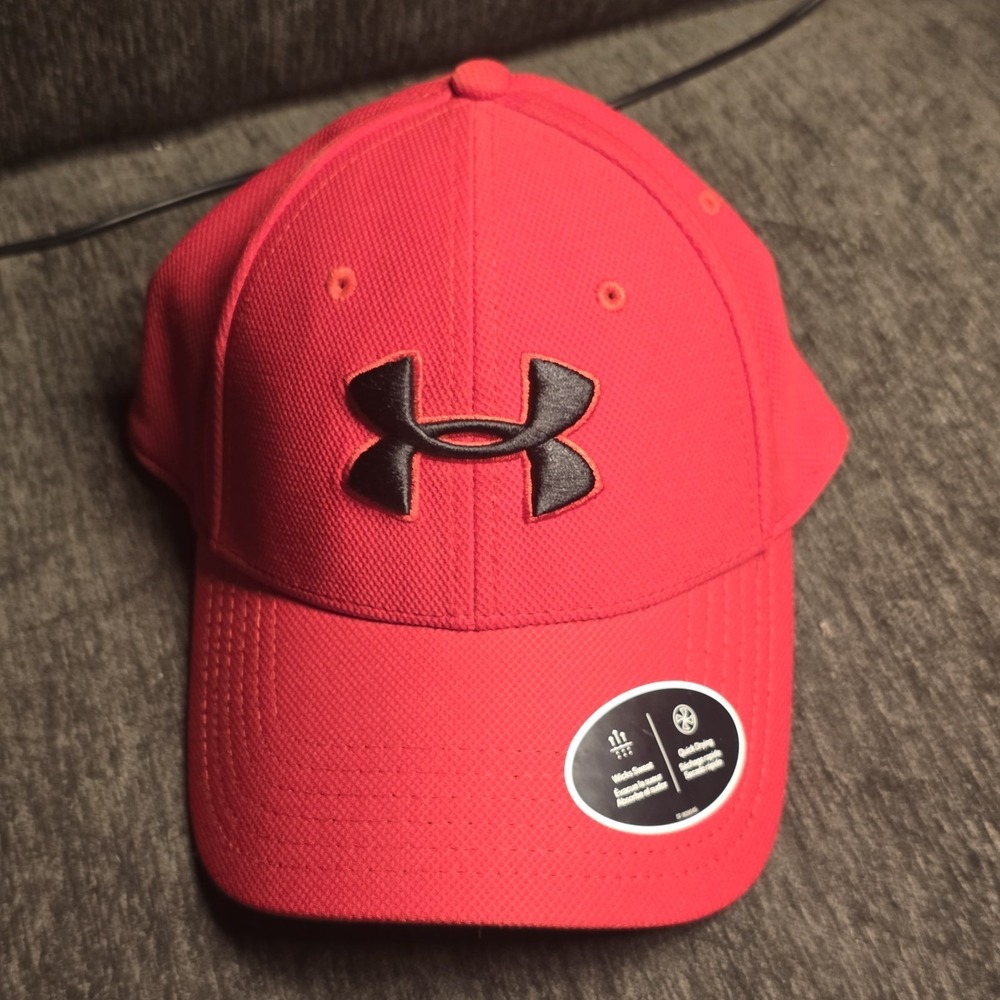 Under Armour Blitzing 3.0 Stretch Cap Hat Size S/M Red With Black Logo New